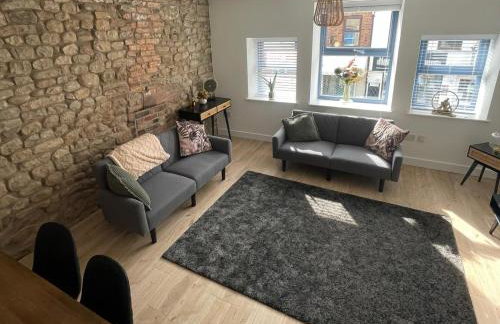 High Street Apartment - Photo 7