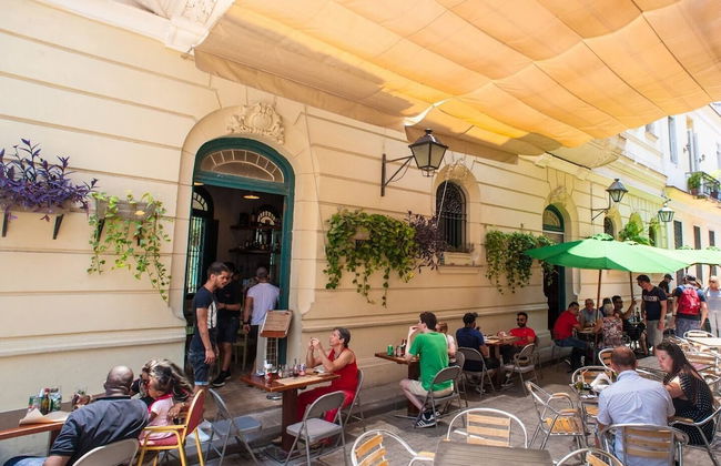 Apartamento Privado con Balcón y Vistas - Photo 14