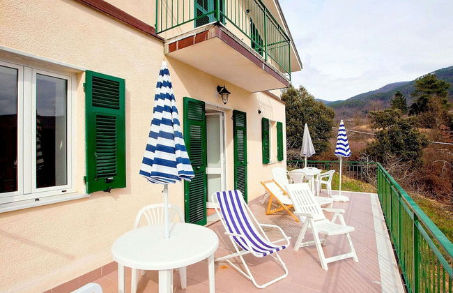 Spacious Home Surrounded by Nature - Foto 52