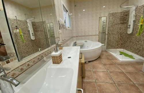 Espectacular ático dúplex con 2 terrazas & piscina - Photo 8