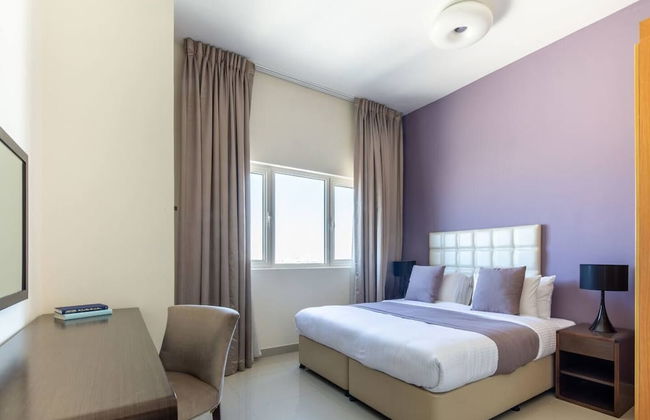 Modern Living In This 2BR Apt In The Heart of Downtown Jebel Ali - Sleeps 4! - Photo 4