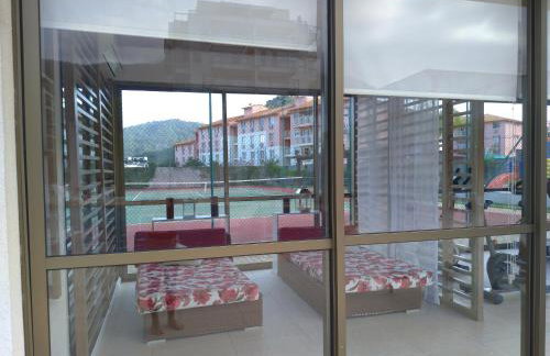 LINDO APTO, FRENTE MAR, VISTA MONTANHA. A 900m DA PRAIA DE ITACURUÇÁ - Foto 23