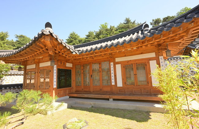 Donghae Hanok Donganjae - Foto 17
