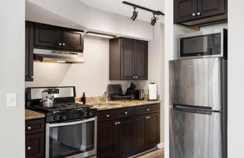 A Trendy Escape close to Downtown Peoria - Foto 14