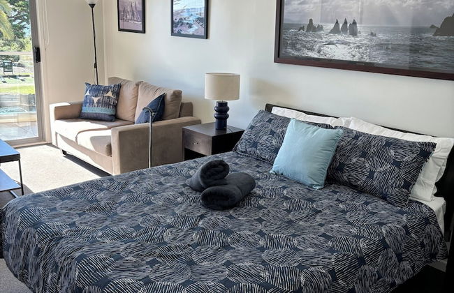 Waterfront at Waves - Photo 3