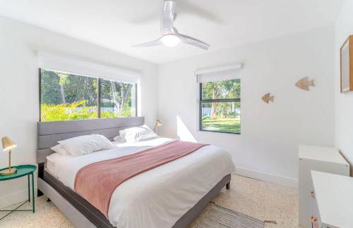 Renovated Apts with Kitchen, Fast WiFi, Smart TV, Roku & Pool Onsite 4 mi to Surfside Beach - Foto 7