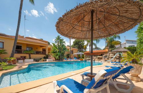 Villa with private pool and tennis court 150 metres from the sea-Villa el Olivo - Photo 63