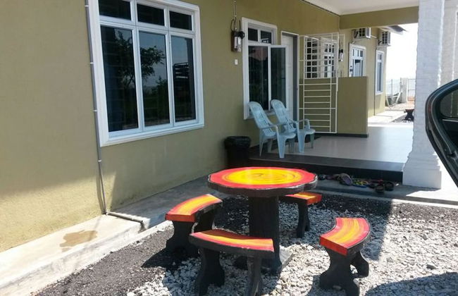 D'Pantai Homestay Kuala Sg. Baru - Photo 27