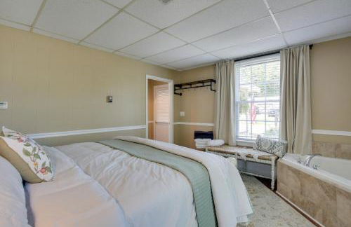 The Cabernet Cabin Defiance Home on Katy Trail! - Foto 11