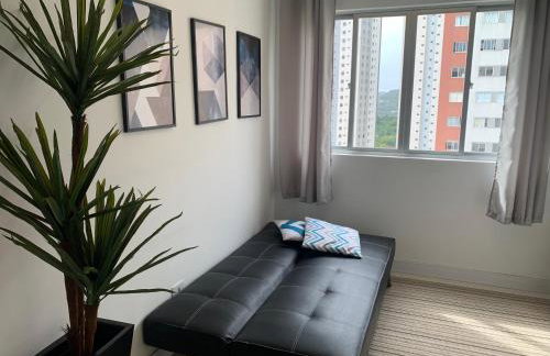 1103- Apartamento Encantador, amplo e decorado, mobiliario moderno, cozinha completa com utensílios , Excelente vista da cidade e localização privelegiada no bairro Bigorrilho - Photo 47
