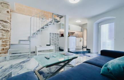 Monte Bello Suites - Photo 1