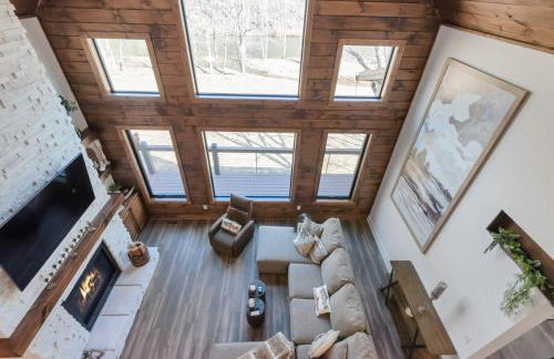 Lux Riverfront Retreat- Hot Tub, Game Room, Views! - Photo 26