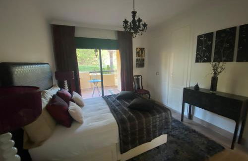 Sunny Retreat with Stunning View - Foto 32