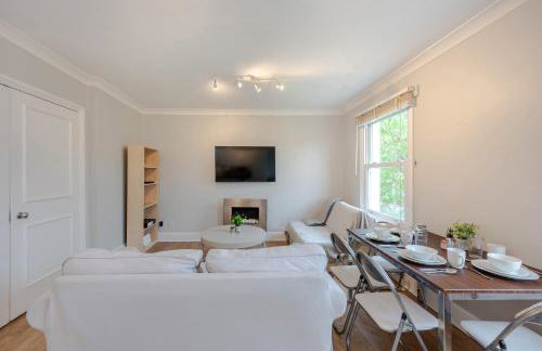 Cosy 2 Bed in Kensington Olympia - Foto 16