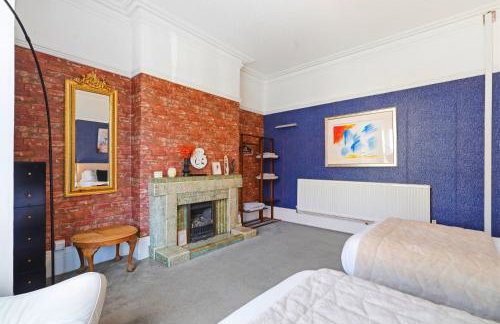 Large 7-Bed House Sleeps 14 FREE Parking ,Contractors & Groups Welcome - Foto 20