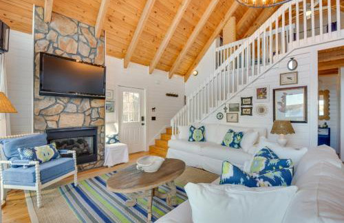 Beautiful Lake Keowee Home with Boat Dock and Fire Pit - Foto 5