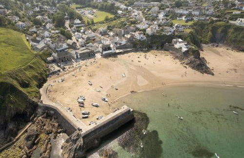 Gorgeous Cottage Parking Short Walk to Beach - Foto 26