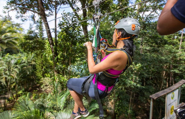 Entrada al parque de aventura Rainforest Santa Lucía - Foto 12