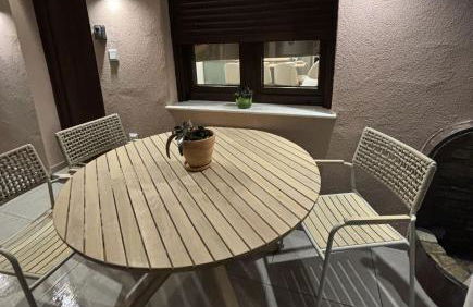 The Cozy Residence - Photo 10