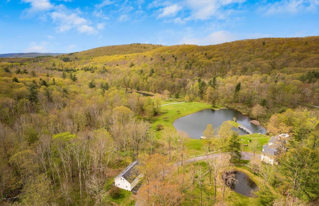 Sunny Pond by Avantstay Secluded Estate w a Private Pond Gym Movie Theater - Foto 79