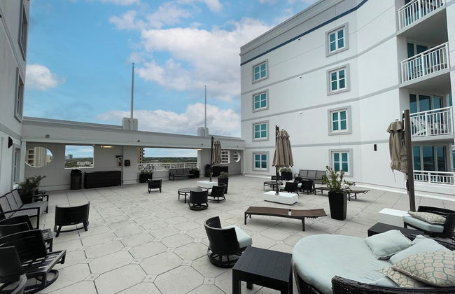 Horizon at 77th - Foto 59