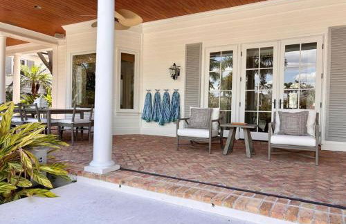 Naples Beach Port Royal Luxury Coastal Mansion Villa with Guesthouse & Pool & Hot Tub - Foto 51