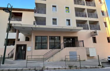 appartement en résidence très bien situé - Foto 14