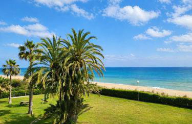 Relaxing Seafront Apartment Gavà 20 Min from BCN - Foto 1