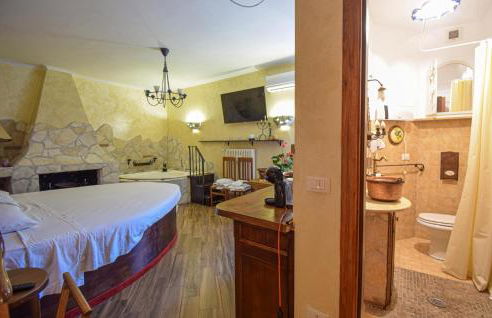 Stunning Apartment In Monteleone Sabino With Wifi - Foto 13