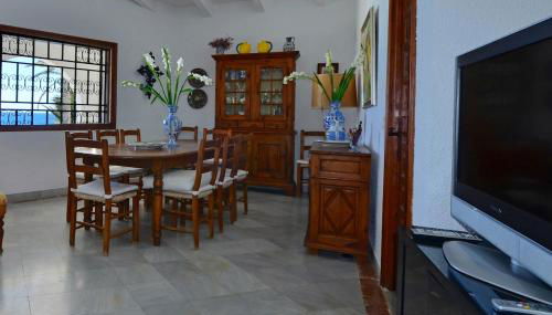 Private seafront Villa in Almería with sea access - Foto 2