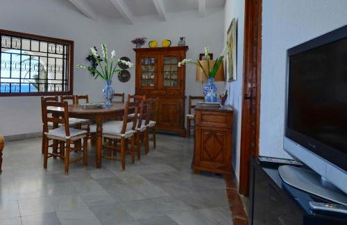 Private seafront Villa in Almería with sea access - Foto 2