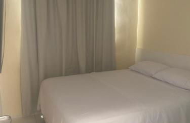 Apto 2 quartos com ar - Fechadura eletrônica - Até 8 pessoas - Foto 3