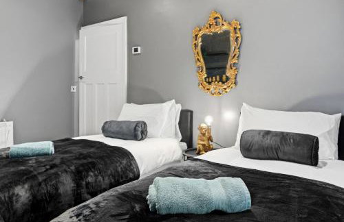 Lovely 4b Stay- Ideal for Contractors & Families - Photo 21