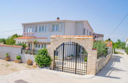 Apartments Šolta - Photo 5