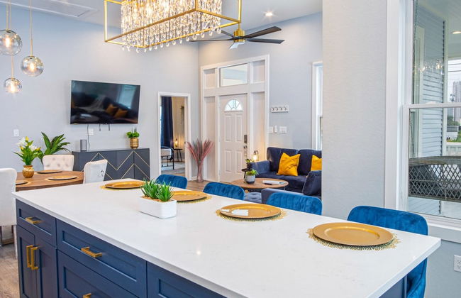 Trendy Historical Home Near Downtown Attractions - Foto 10