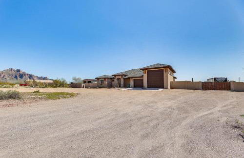 7 Mi to Lost Dutchman Home with Pool and Patio! - Foto 38