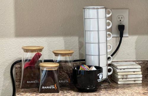 HotTub-King Bed -Fire pit-BBQ-Pristine Kitchen - Foto 37