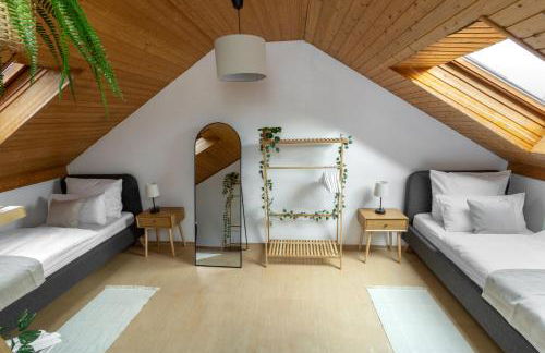 Cozy Holiday Home - Photo 11