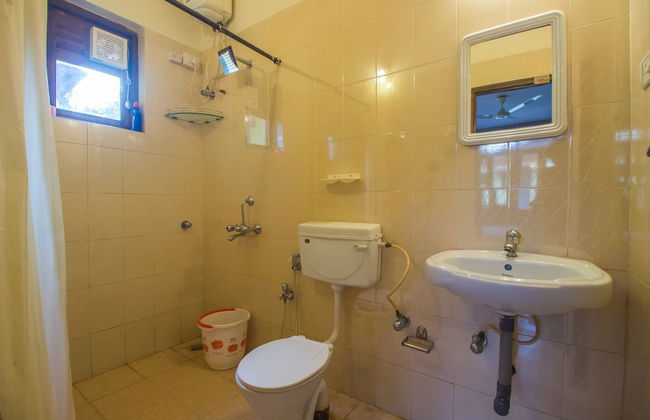 OYO 18705 Home Elegant 2BHK Parra - Foto 15