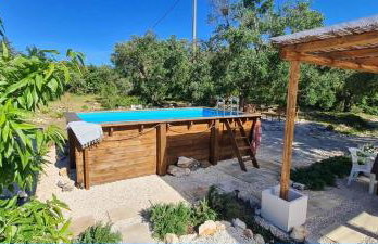 Trullo Serenità Retreat with relaxing pool area - Foto 32
