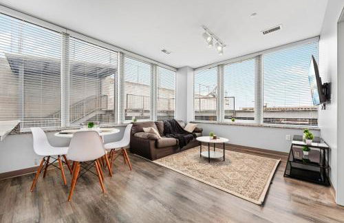 Bright Downtown 1BR l Free Parking l Fast Wi-Fi - Foto 9