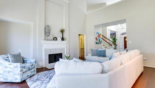 Spacious Sugar Land Home with Yard and Pool Access! - Foto 5