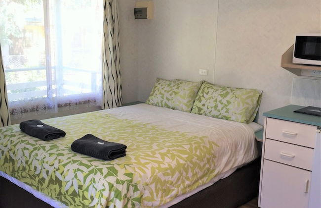 Junee Tourist Park - Photo 10