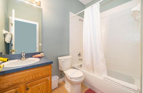 4BR-3BA-Large Private Pool-Free WiFi-Near Disney - Foto 15