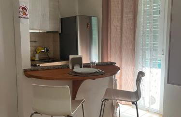 Cozy studio in Bovisa, close to Tram bus and Train - Foto 1