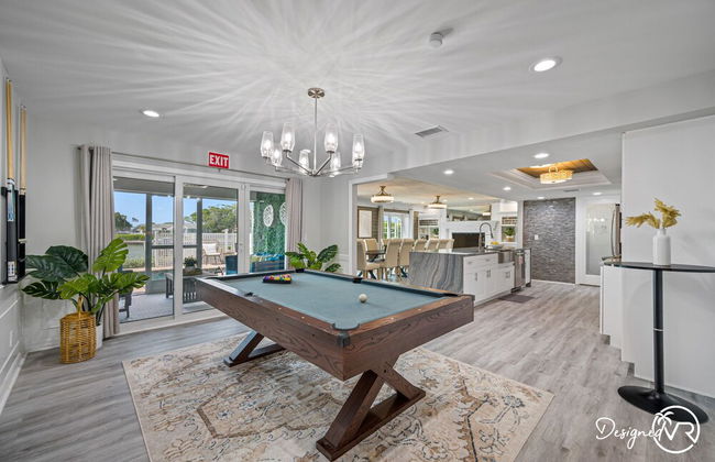 Chic 8BR with Heated Pool & Waterview - Photo 39