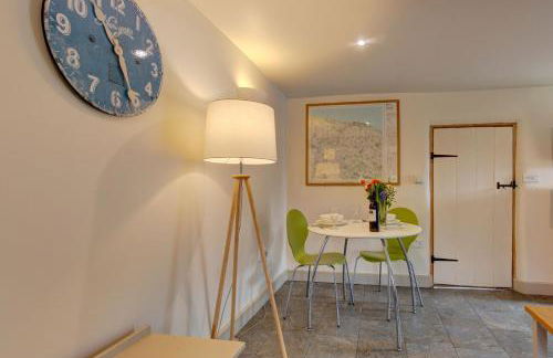 Garden Cottage - Photo 9