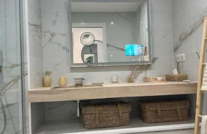 Deux. Pièces face à la scène. - Foto 12