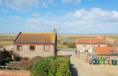 Host & Stay - Tystie Cottage - Photo 1