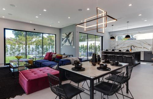 Posh Luxury Modern Home with Pool Spa and Rooftop Deck - Foto 9